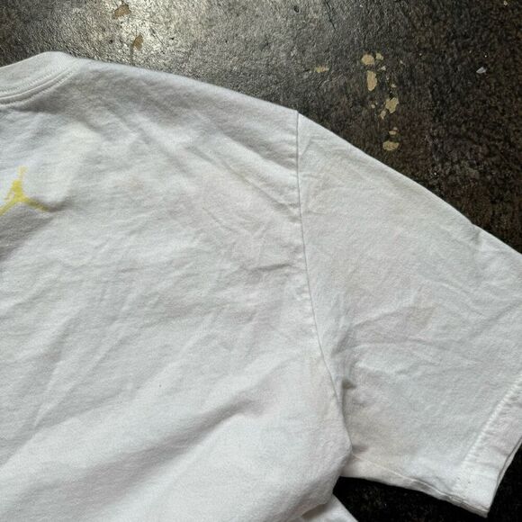Air Jordan White Short Sleeve T-Shirt Size Small 100% Cotton Big Graphic Logo - Picture 13 of 16